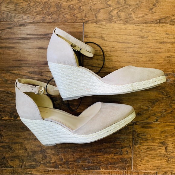 Liz Claiborne Shoes - NWOT Liz Claiborne wedges